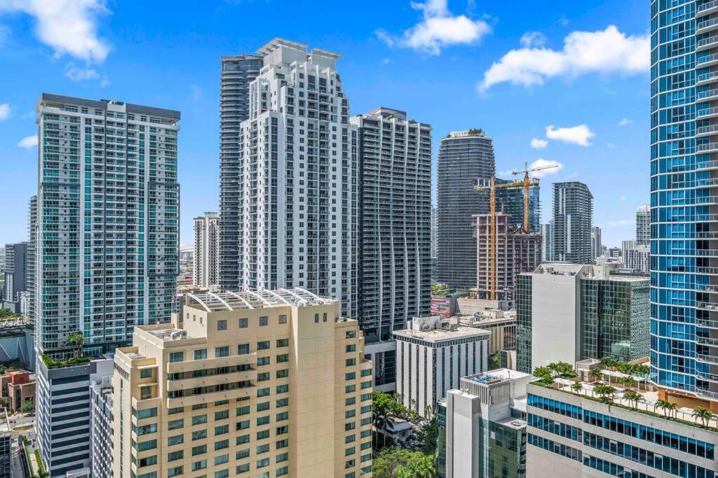 Apartment Luxe 1 Bdr • 32th Floor • Brickell • Ocean Views